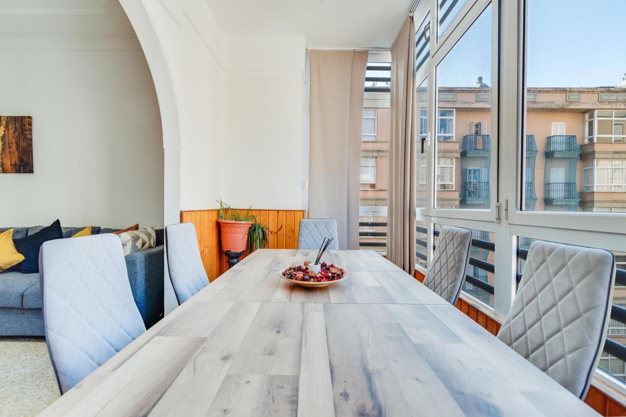 Apartamento Mesa Y Lopez Deluxe *